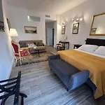 Apartament Trastevere10 *