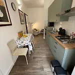 Trastevere10 Apartament *