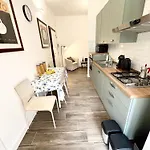 Trastevere10 Apartament *